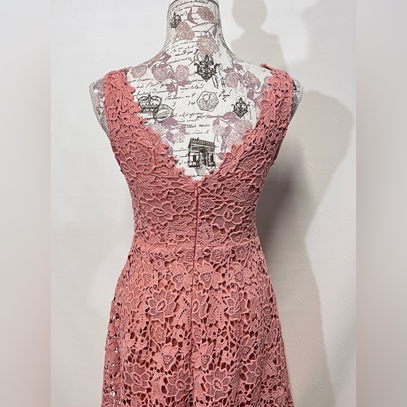 ASTR the LABEL Dusty pink crochet‎ lace dress size S. - Picture 6 of 16